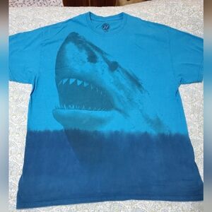 Great white shark t-shirt